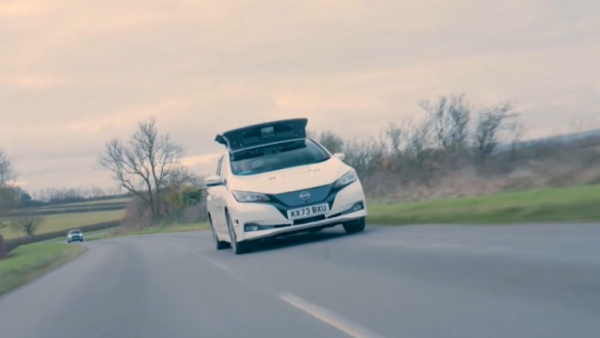 Беспилотные авто тестируют на проселочных дорогах Великобритании