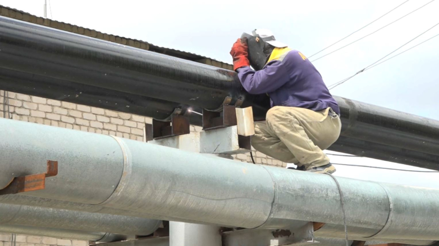 14 км теплотрассы заменяя в Атырау