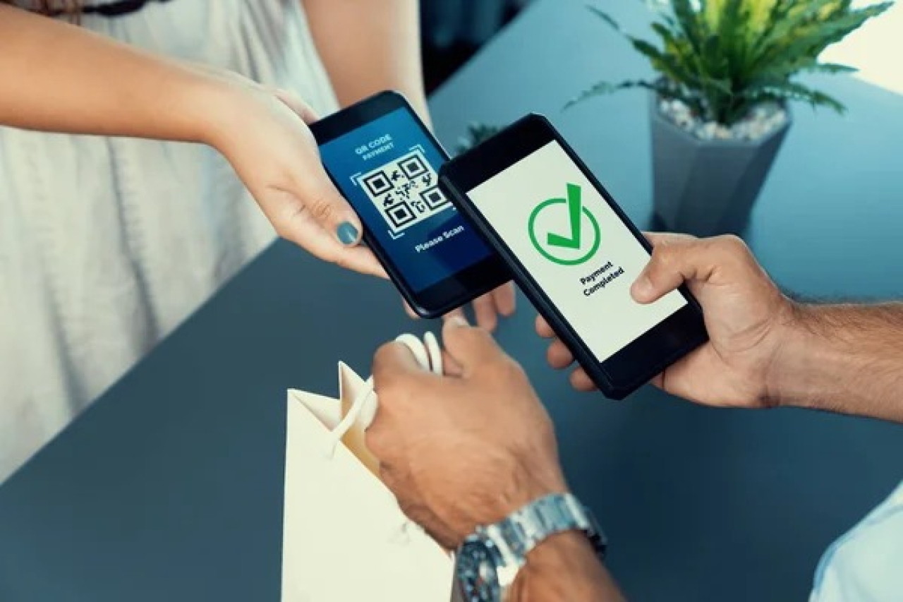 Қазақстанда QR арқылы төлем жасау картамен төлеуден асып түсті