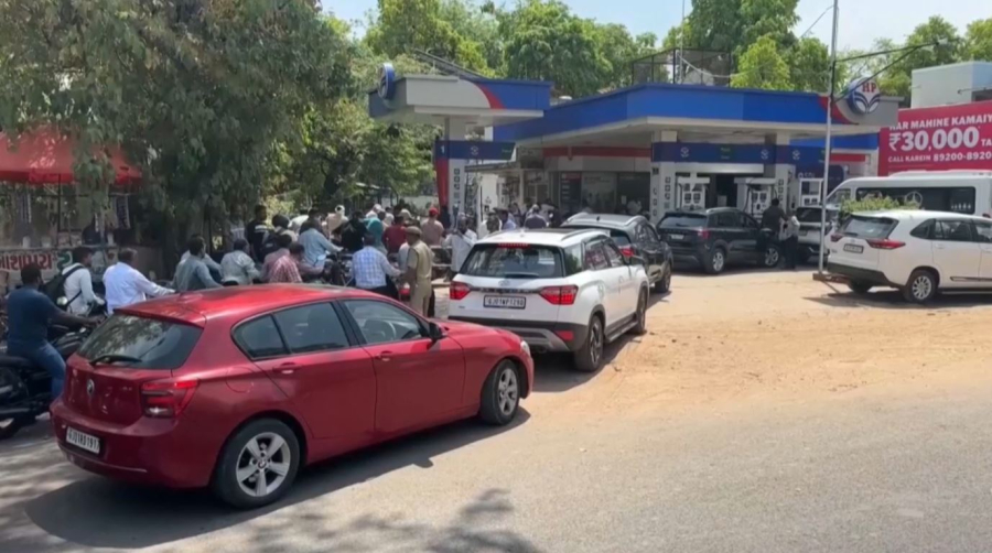 Үндістанда жанармай тапшылығы жоқ