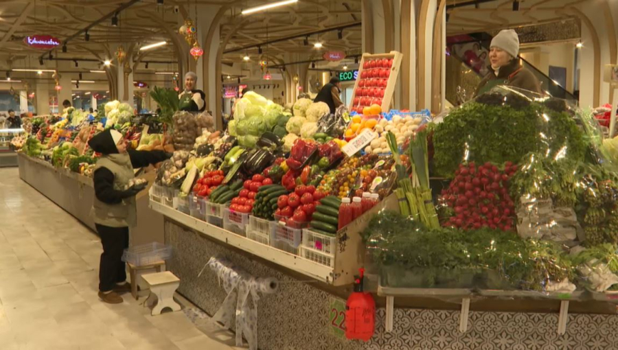 Ко Дню Республики стартовали акции