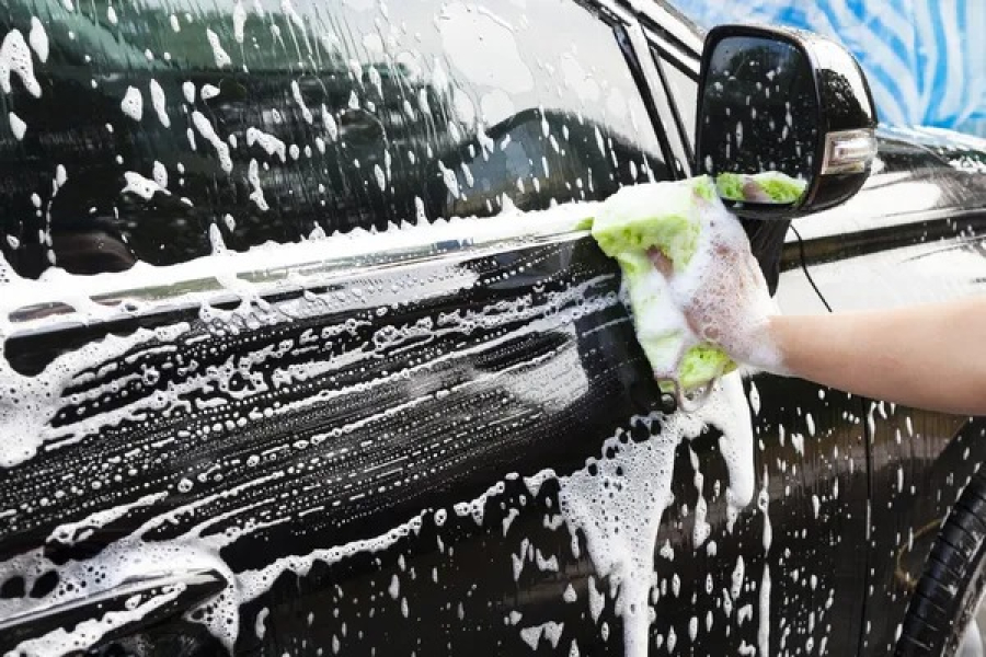 Свыше 100 автомоек в Алматы остались без воды из-за нарушений