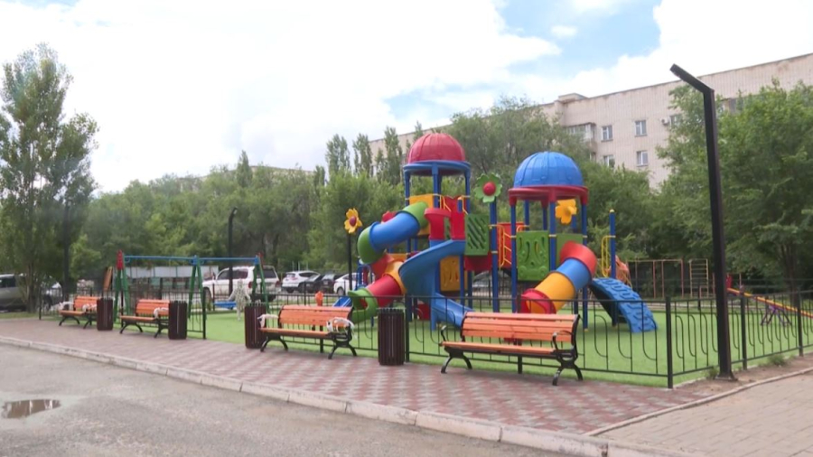 32 дворовые площадки благоустроят в Актобе