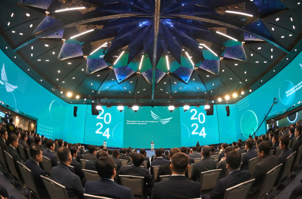 Тоқаев: Президенттік жастар кадр резерві талапты жастарға бірегей мүмкіндік береді