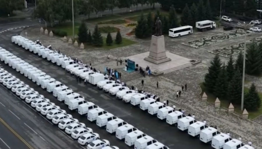 113 новых служебных авто получили ветеринары ВКО