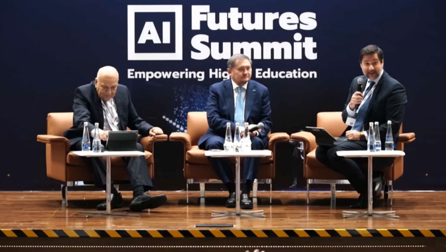 Қазақстан мен БАӘ ЖИ мен кванттық технологиялар саласында әріптестік орнатады