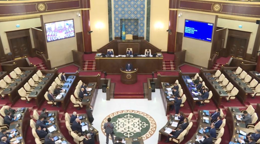 Мәжіліс жылды қорытындылады