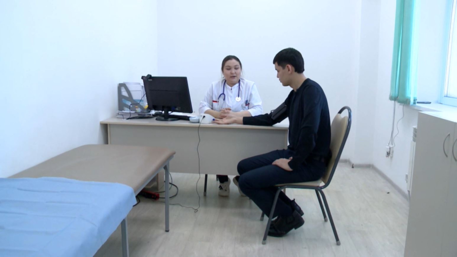 Ақысыз медициналық көмектің кепілдік берілген көлемін қаржыландыруға 1,6 трлн теңге бөлінген