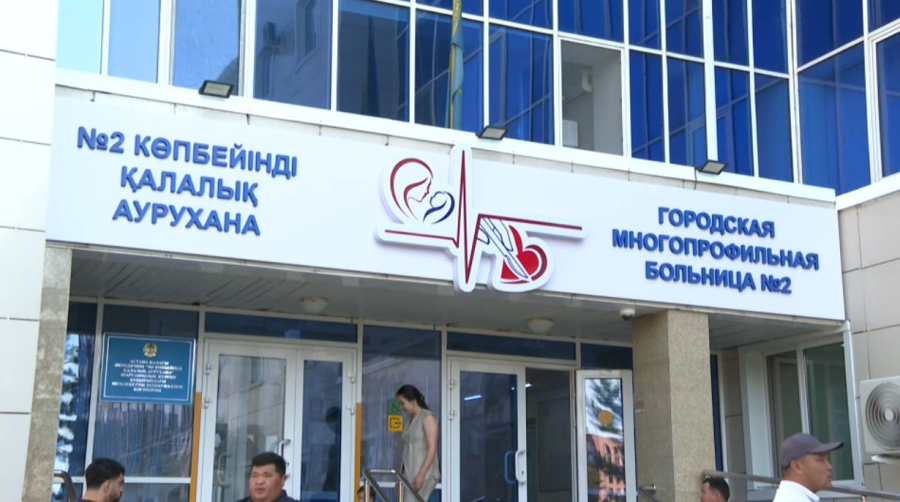 Астанадағы автобус апаты: 2 адам ауруханада жатыр