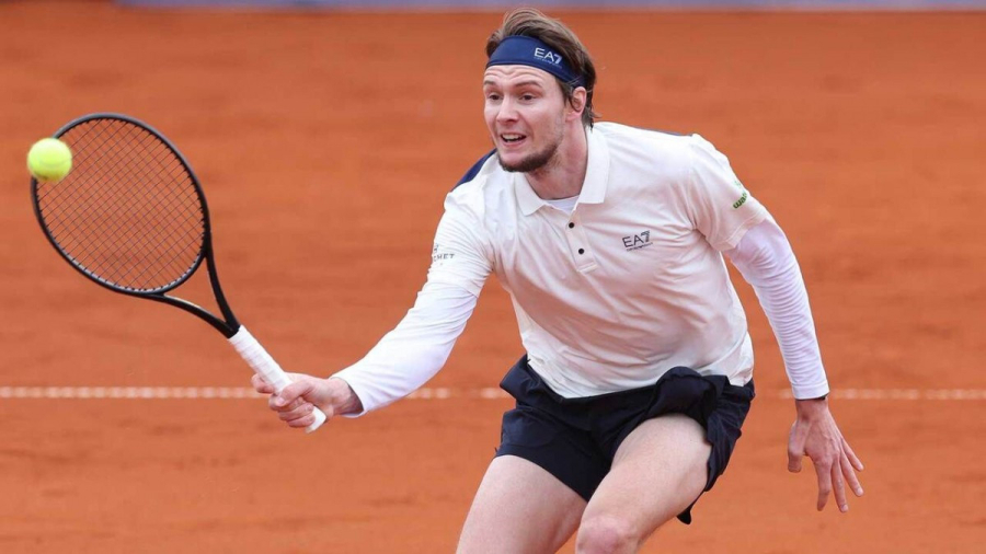 Александр Бублик Италиядағы турнирдің жартылай финалына өтті