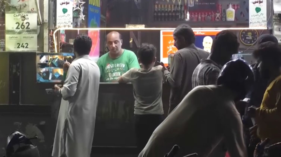 Пәкістан электр қуатын үнемдеуге көшті