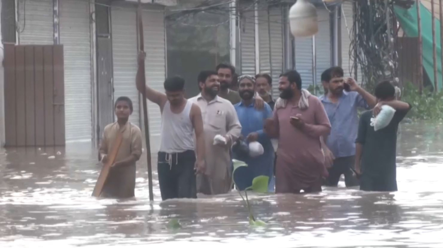 Пәкістанда тасқыннан 2 млн адам эвакуацияланды