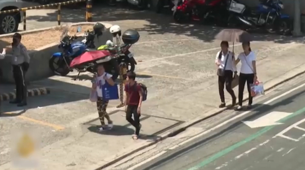 Филиппинде аптап ыстықтан 100 мектеп жабылды