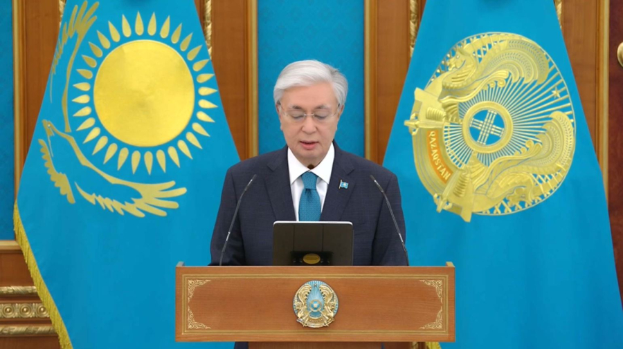 Президент аруларды Халықаралық әйелдер күнімен құттықтады