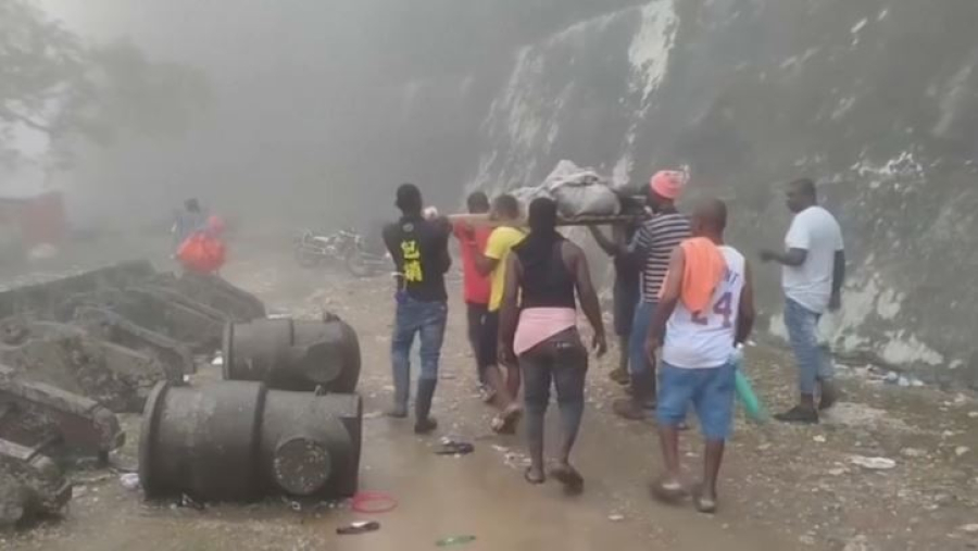 Гаитиде мереке тойлауға жиналғандар бірін-бірі таптап өлтірді