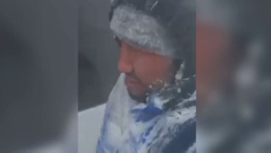 11 часов в снежном плену провели автомобилисты в Туркестанской области