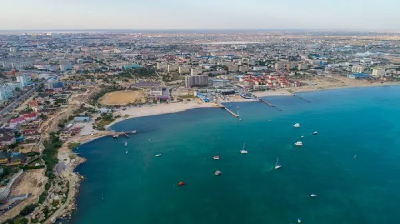 В Актау нашли причину летних пробок