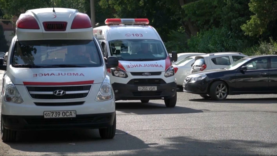 Өзбекстанда 62 бүлдіршін астан ұшынып қалды