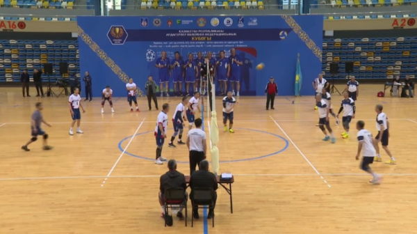 В Астане разыграли Кубок президента Федерации волейбола ветеранов