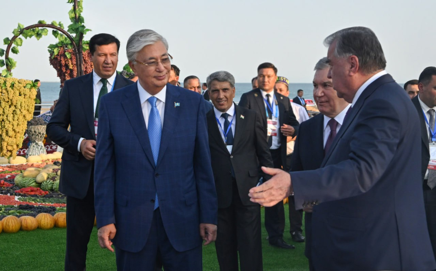 Мемлекет басшысы көрме павильонын аралап көрді