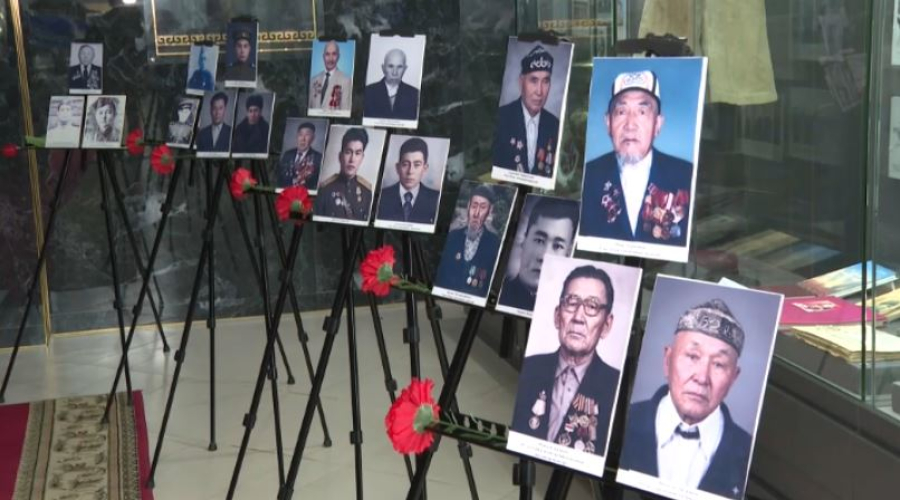Выставка памяти Алии Молдагуловой открылась в Актобе