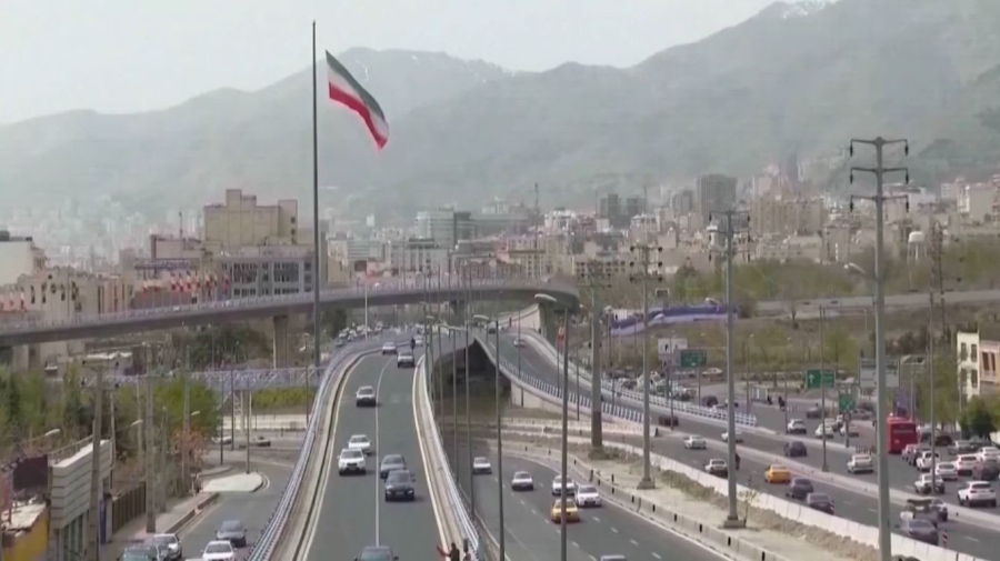 Иран полностью открыл воздушное пространство