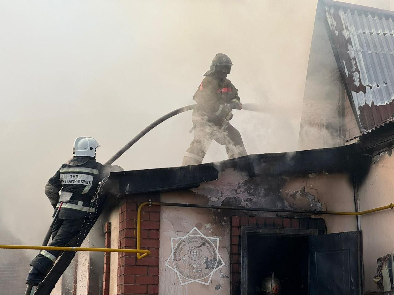Угрозу взрыва газового баллона предотвратили в Астане