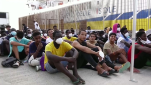 Более 4 тыс. мигрантов прибыло на остров Лампедуза
