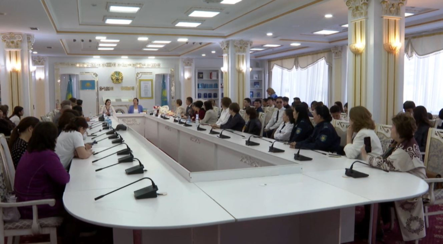 Астанада «Бала шақтан – болашаққа» повесінің таныстырылымы өтті