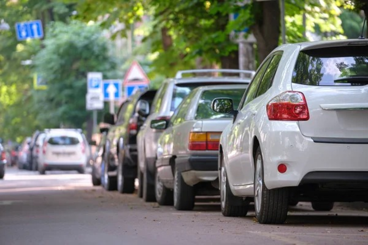 Қазақстанда Ресейден жеткізілген жалған көлік нөмірлері сатылған