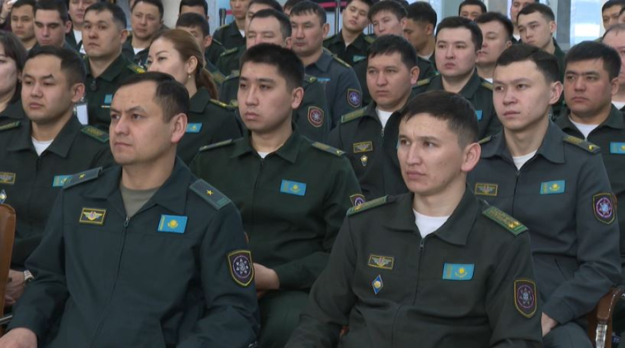 Сотрудники Пограничной службы приняли участие в обсуждении Конституции