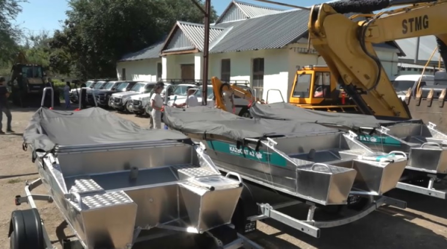 Новую технику получили работники водного хозяйства в ЗКО