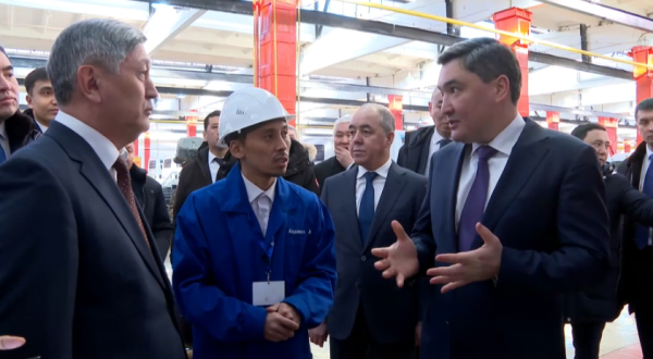 Үкімет басшысы БҚО-дағы коммуналдық мекемелердің жұмысымен танысты