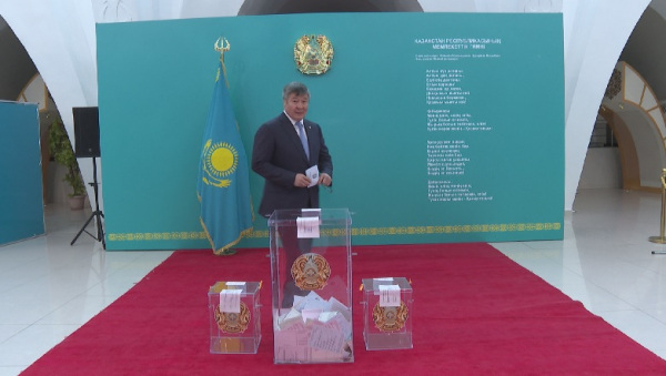 Кандидаты-одномандатники проголосовали на выборах