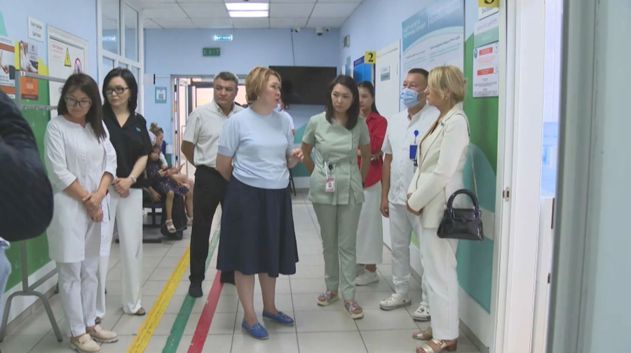 Приемные отделения двух детских больниц модернизируют в Алматы