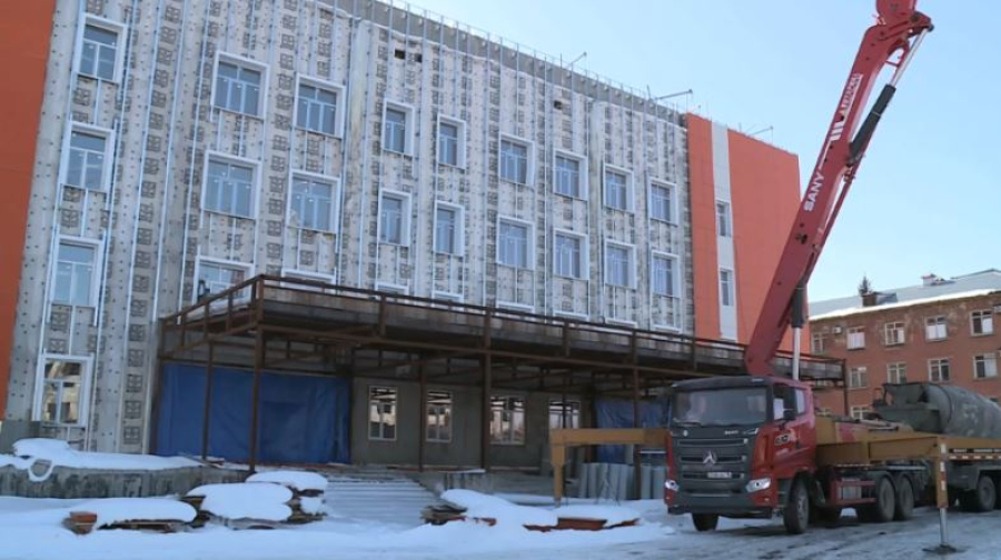 Поликлинику построят в Риддере до конца 2025 года 