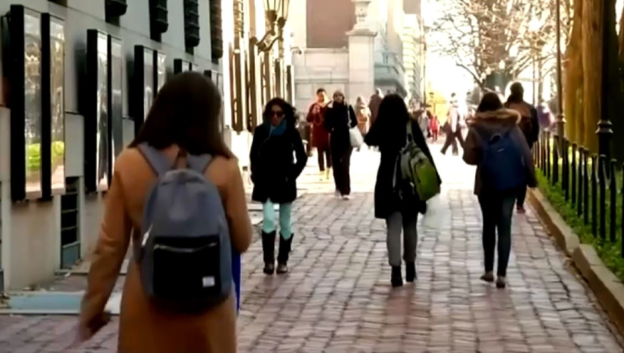 АҚШ Қытай студенттерінің визасын жоя бастайды