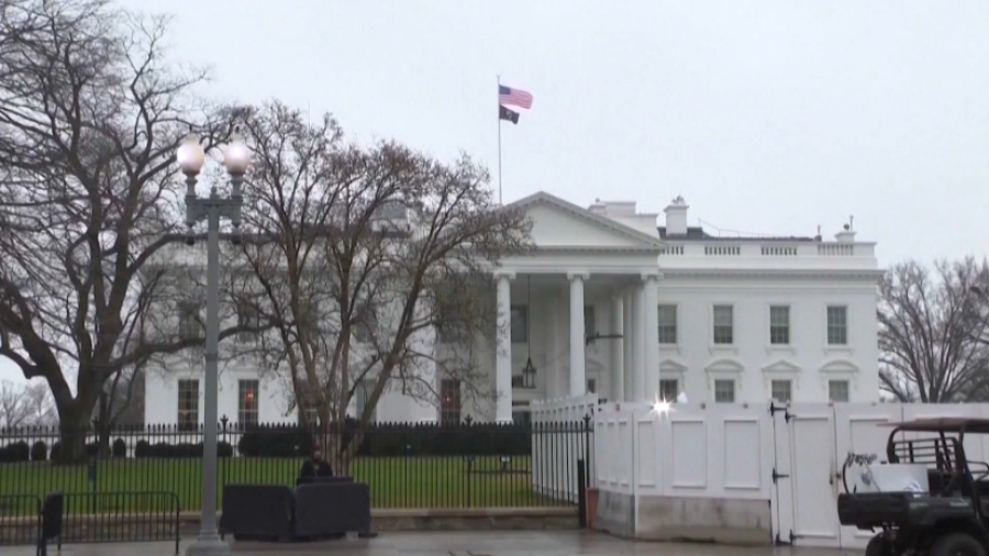 Трамп продлил финансирование правительства