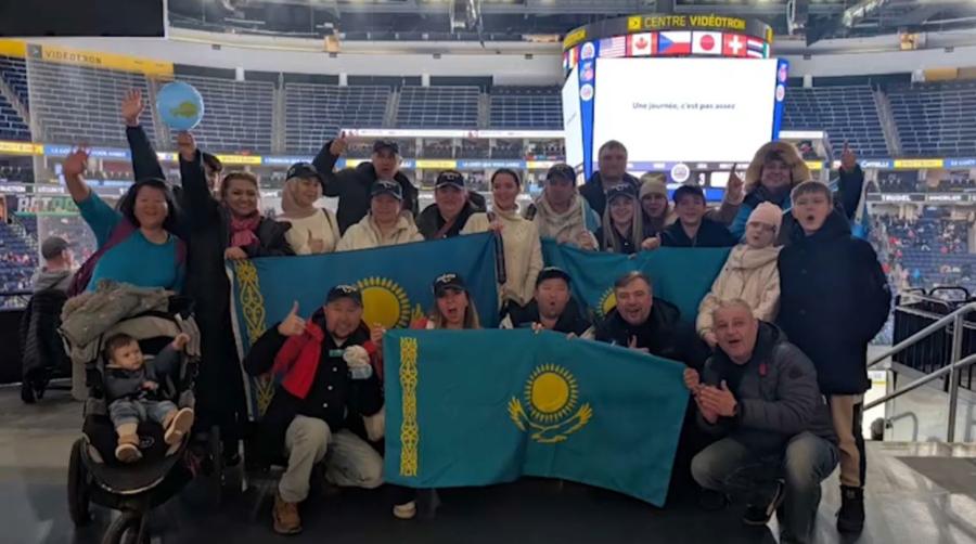 Жас хоккейшілер халықаралық жарыста жеңіске жетті