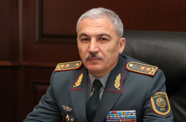 Р. Жақсылықов Қорғаныс министрі болып тағайындалды