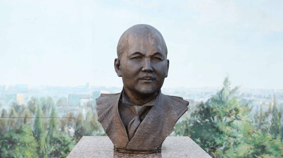 Франция қазақтары М. Шоқайдың рухына тағзым етті