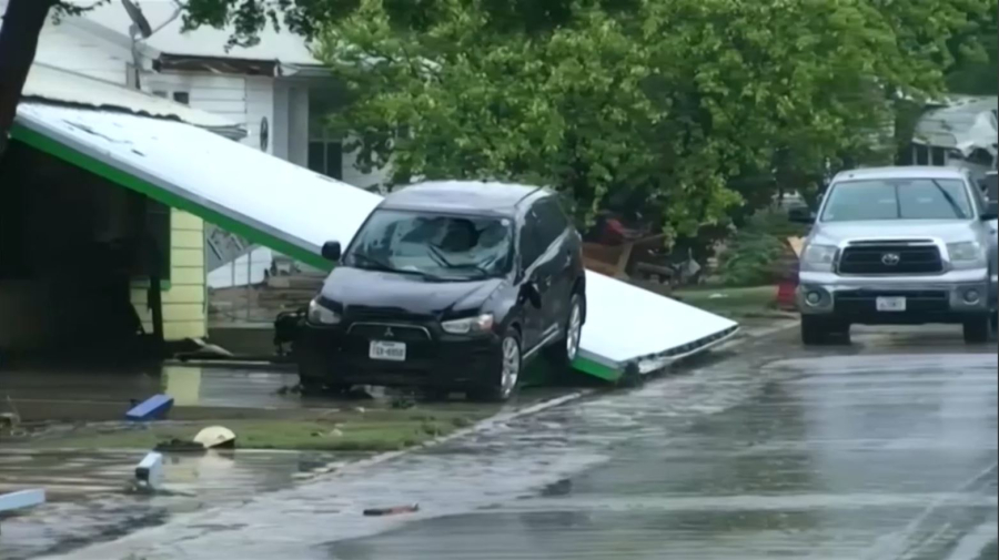 Техаста су тасқынынан 13 адам қаза тапты