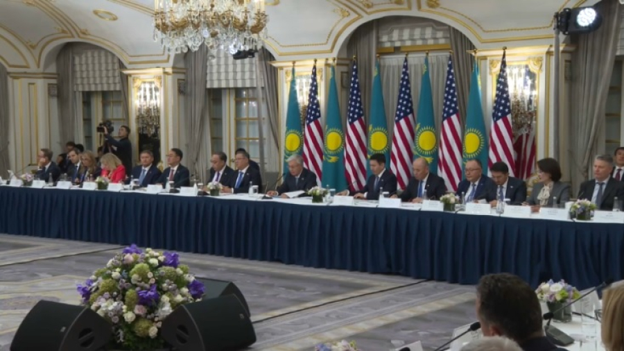 Глава государства встретился с бизнес-элитой США