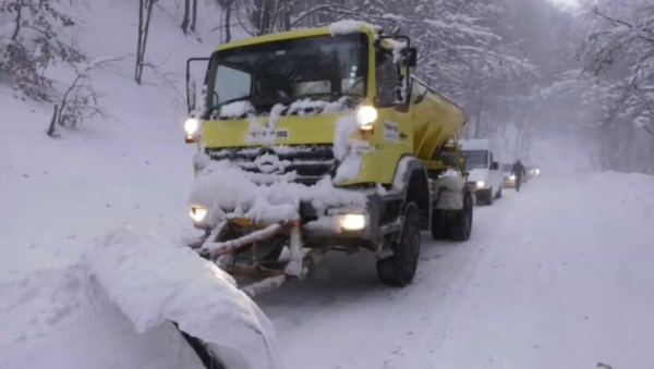 Сильные снегопады в Болгарии: погибли два человека
