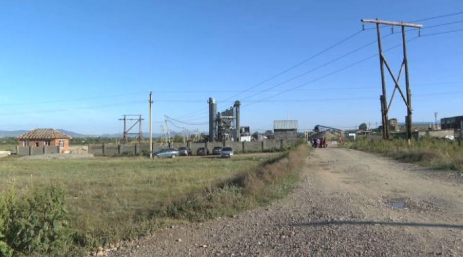 Өскеменде заңсыз асфальт-бетон зауыты салынып жатыр