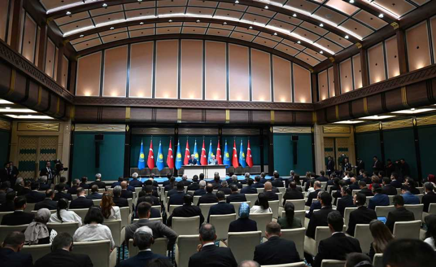 Торжественная встреча Токаева прошла в Турции