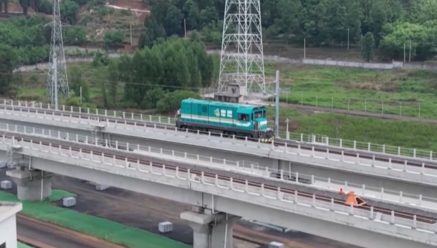 Қытайда сутегімен жүретін пойыз алғаш рет жолға шықты