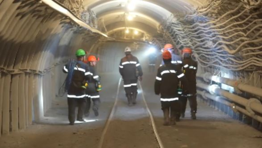 Қарағанды облысында көпке үлгі кеншілер әулеті тұрады