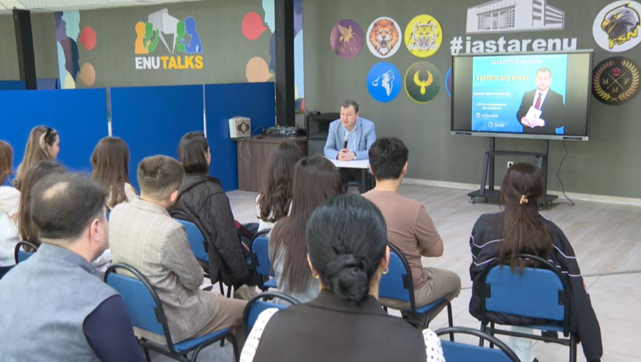 Медиа майталманы жас журналистерге шеберлік сағатын өткізді