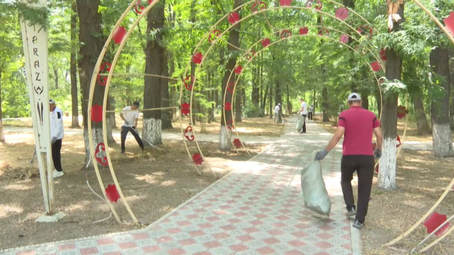 Свыше 300 стихийных мусорных свалок ликвидировали в Жамбылской области